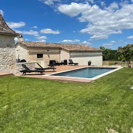 L Ecrin De Bricabeau Longere En Pierres Avec Piscine Privative Holiday home Saint-Meard-de-Gurcon